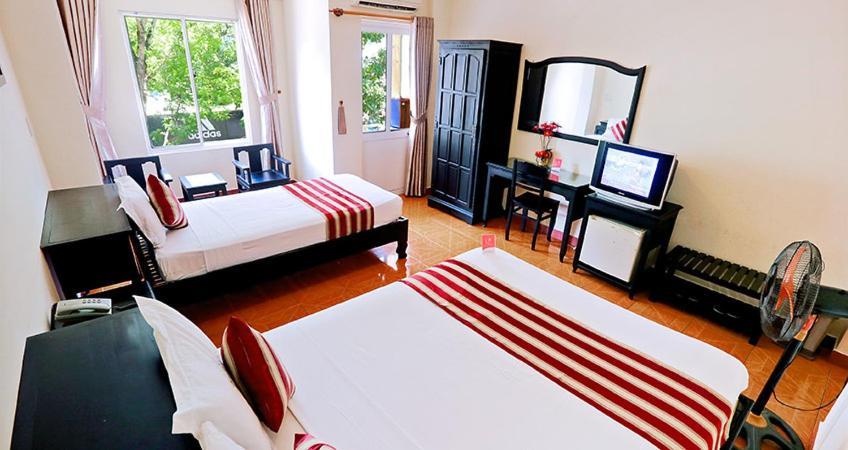 Lam Bao Long Hotel Hué Extérieur photo