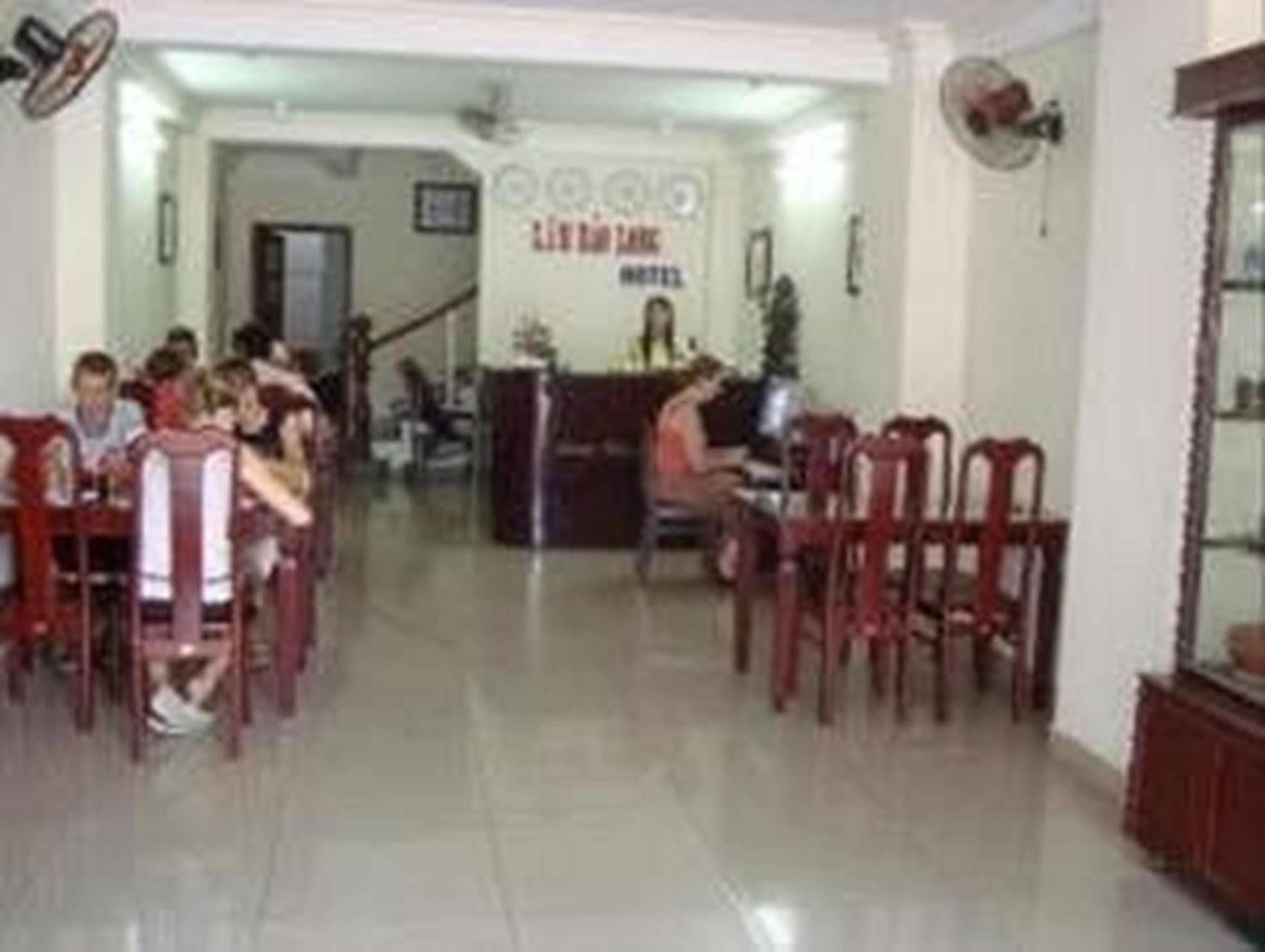 Lam Bao Long Hotel Hué Extérieur photo
