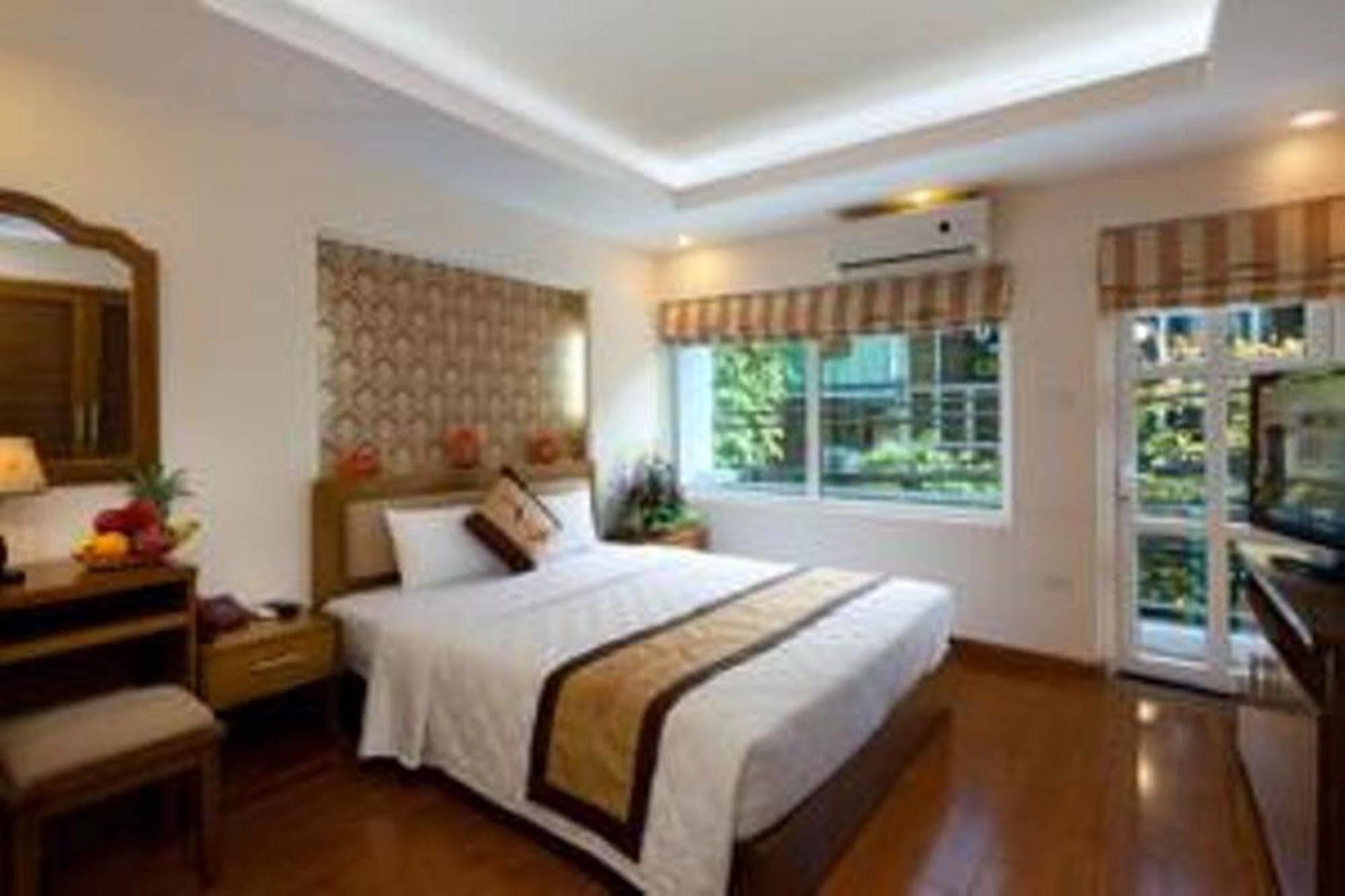 Lam Bao Long Hotel Hué Extérieur photo