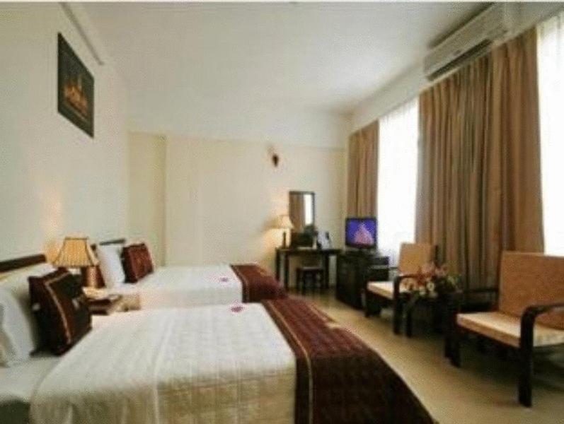 Lam Bao Long Hotel Hué Chambre photo